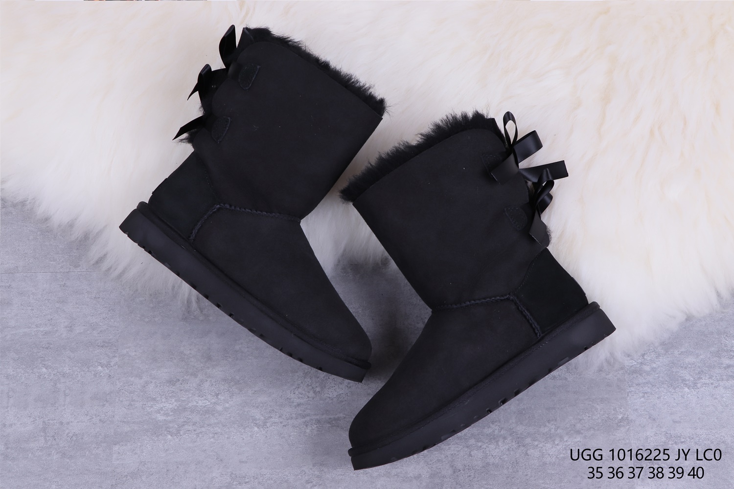 UGG 42.68$ 编号279-2441-R gallery