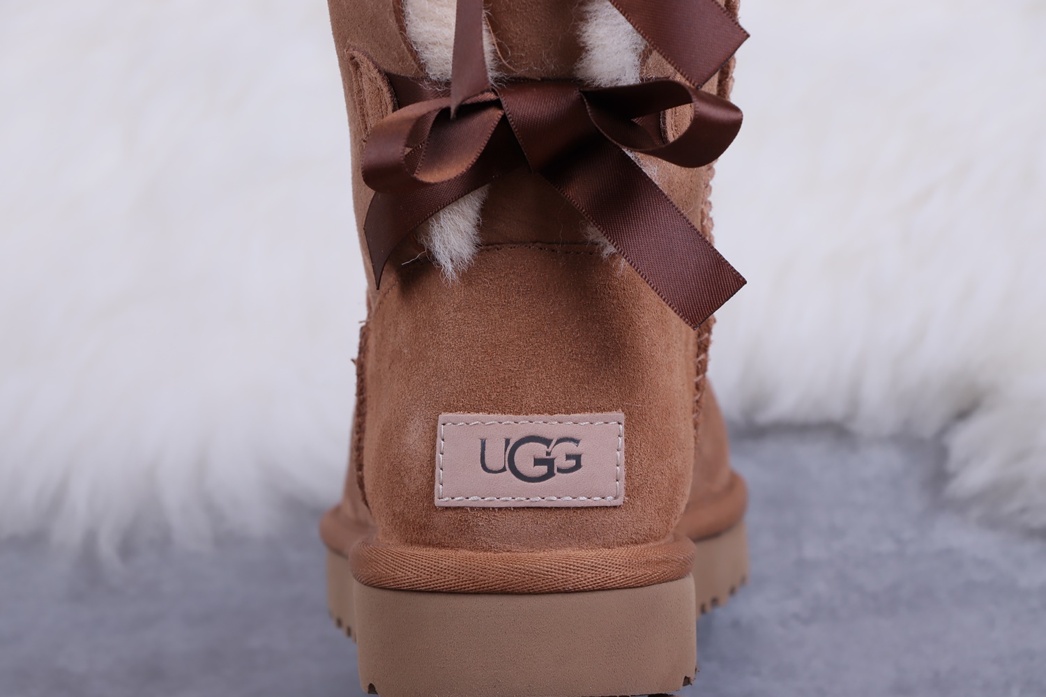 UGG 42.68$ 编号279-2441-R gallery