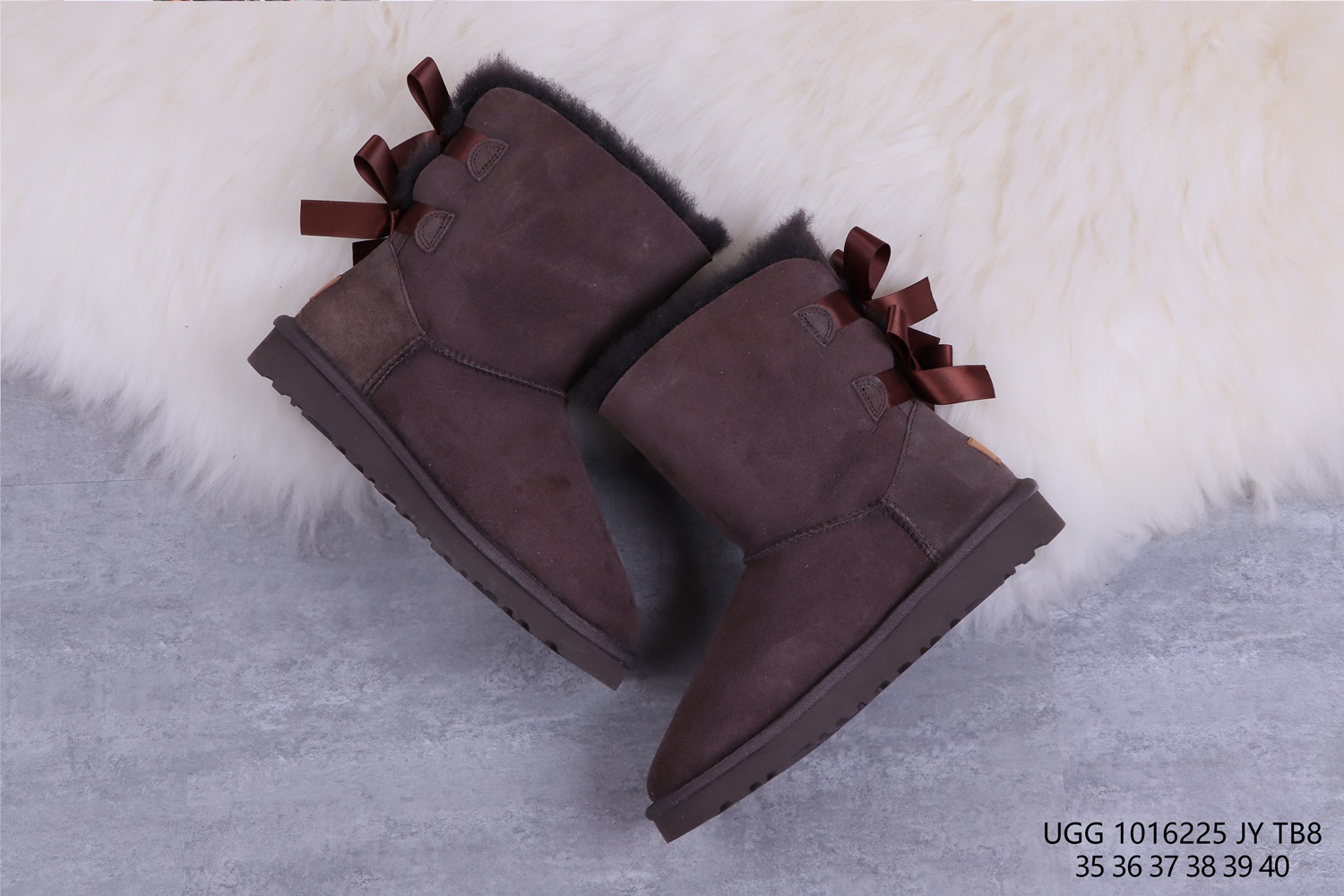 UGG 42.68$ 编号279-2441-R gallery