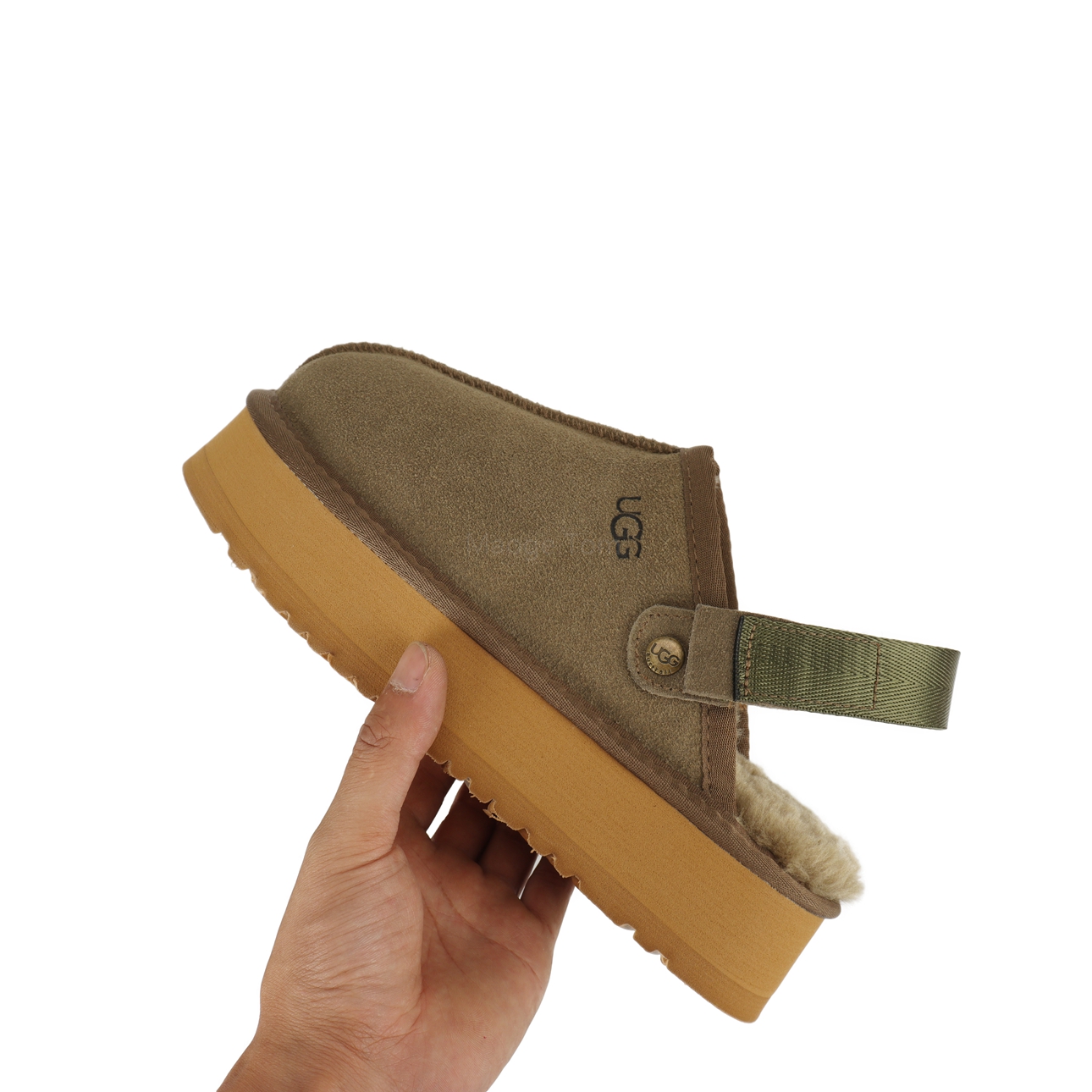 UGG 44.63$    CODE 279-7247-R gallery