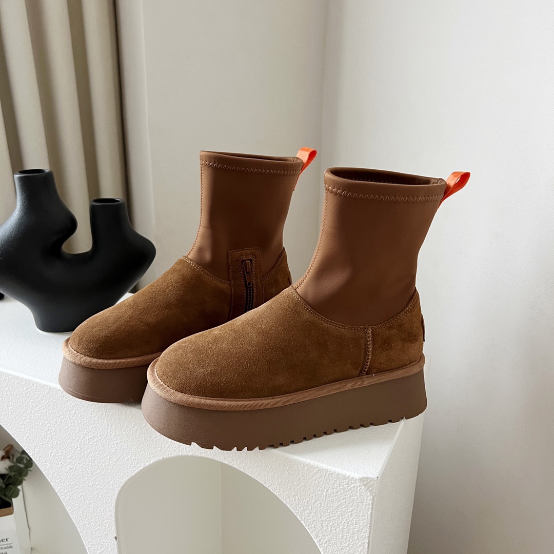 UGG 45.77$  code 518-6802-R gallery