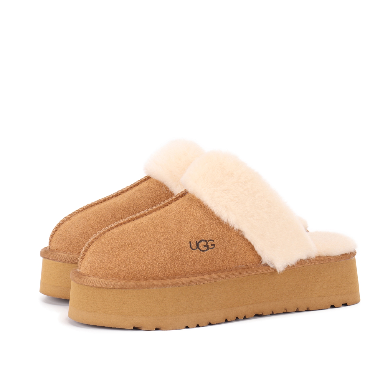 UGG 46.26$    CODE 279-10468-T gallery