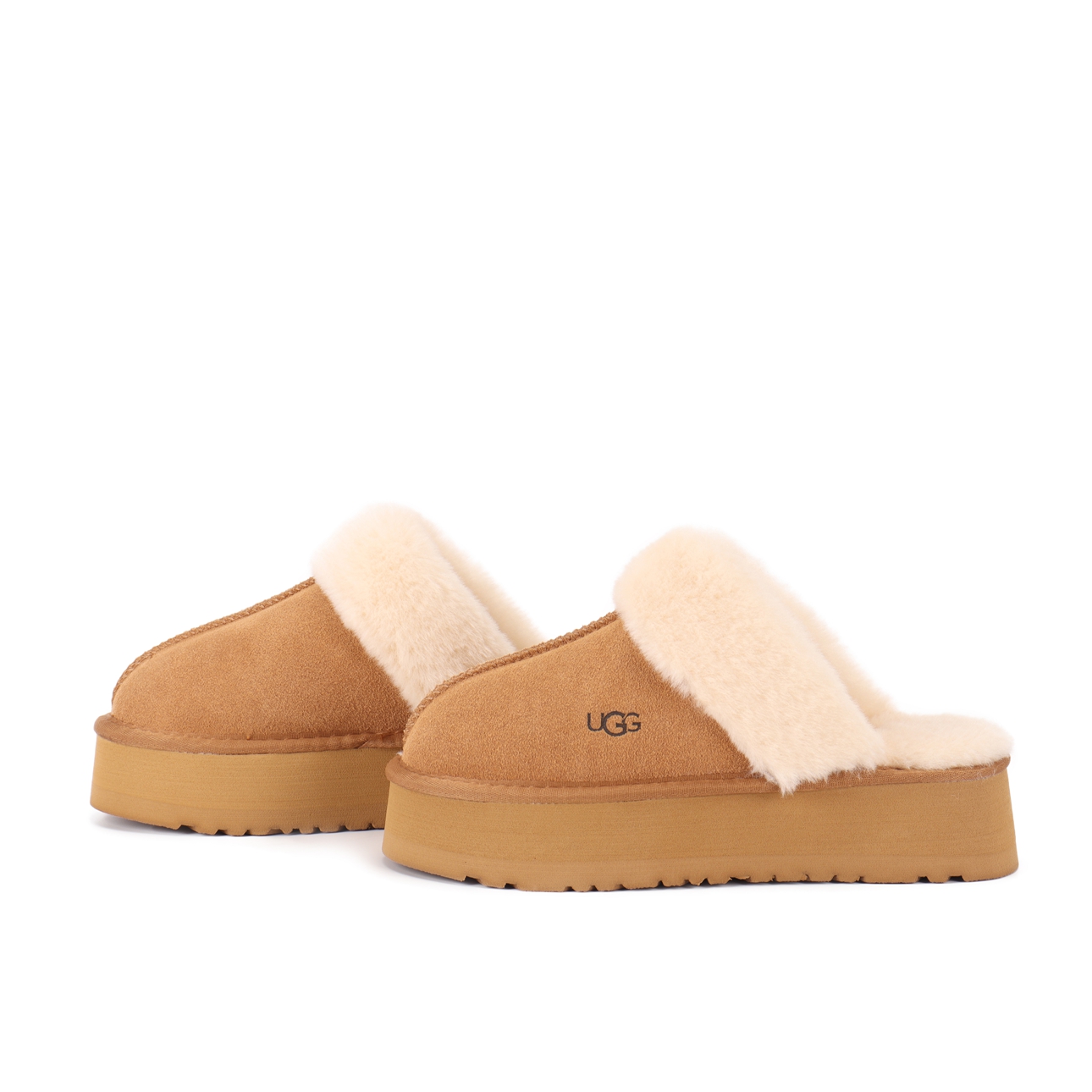 UGG 46.26$    CODE 279-10468-T gallery