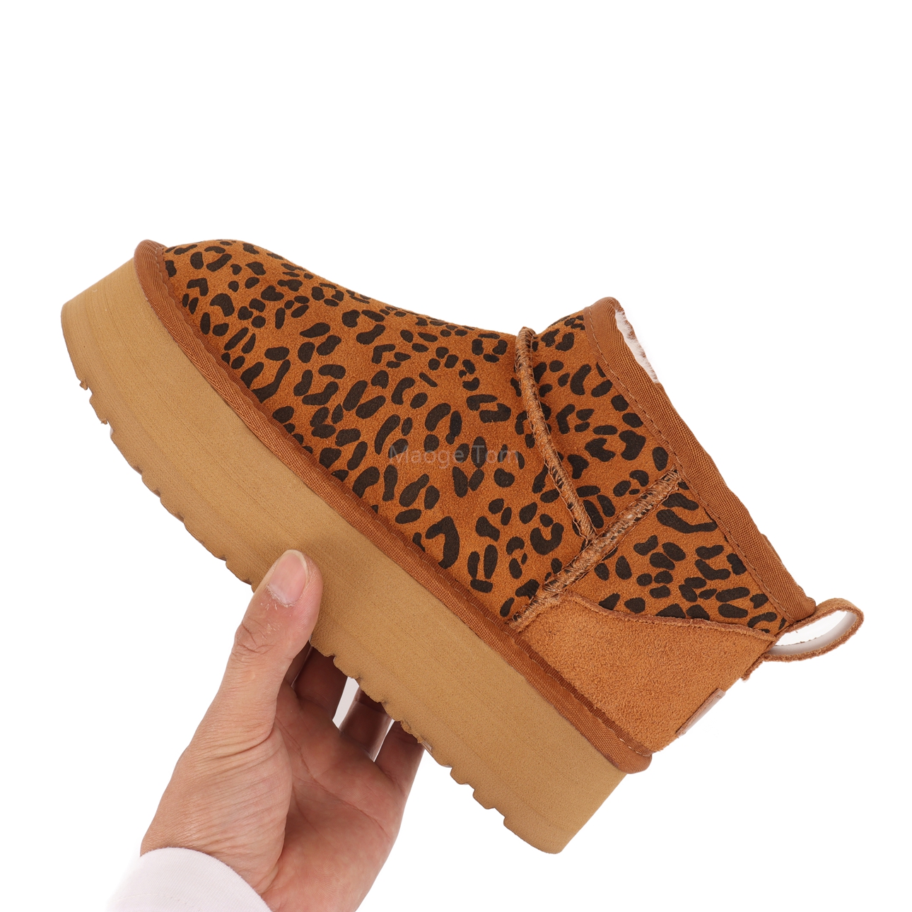 UGG 46.26$    CODE 279-10470-T gallery