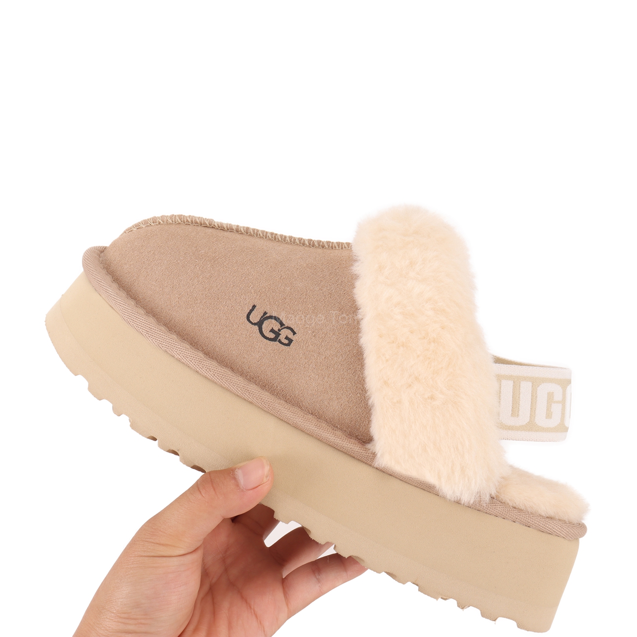 UGG 46.26$    CODE 279-7299-R gallery