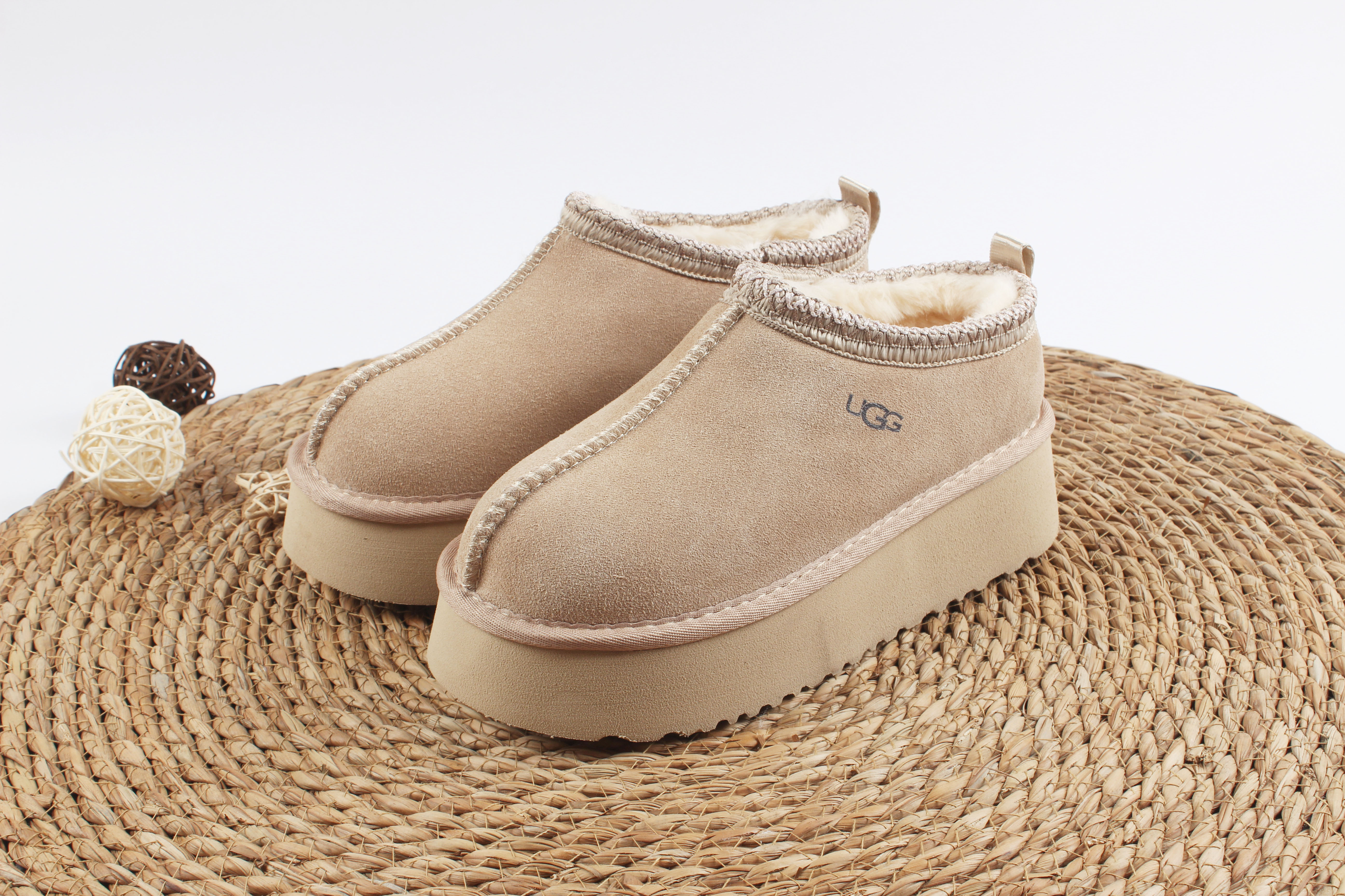 UGG 49.99$    279-10369-T gallery