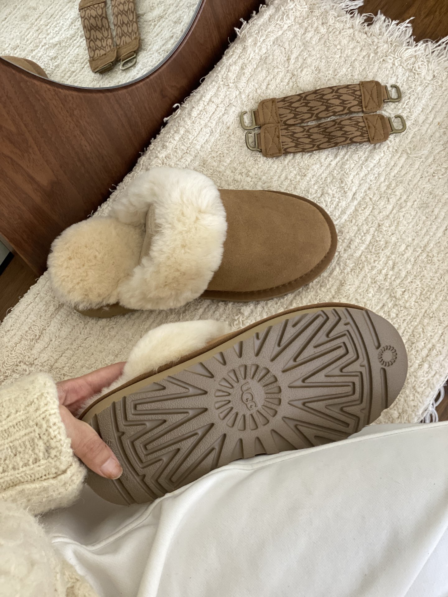 UGG 49.99$  code 356-6804-R gallery