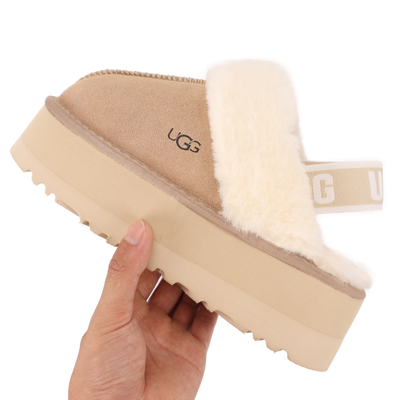 UGG 51.15$    CODE 279-10466-T gallery