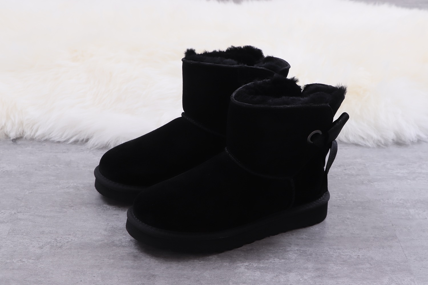 UGG 52.28$ 编号279-2434-R gallery