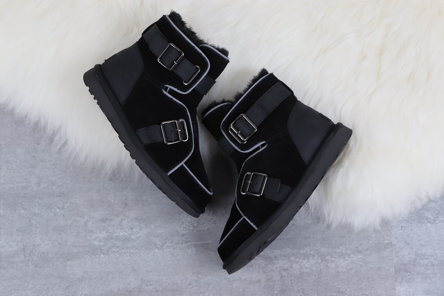 UGG 52.77$ 编号279-2425-R gallery