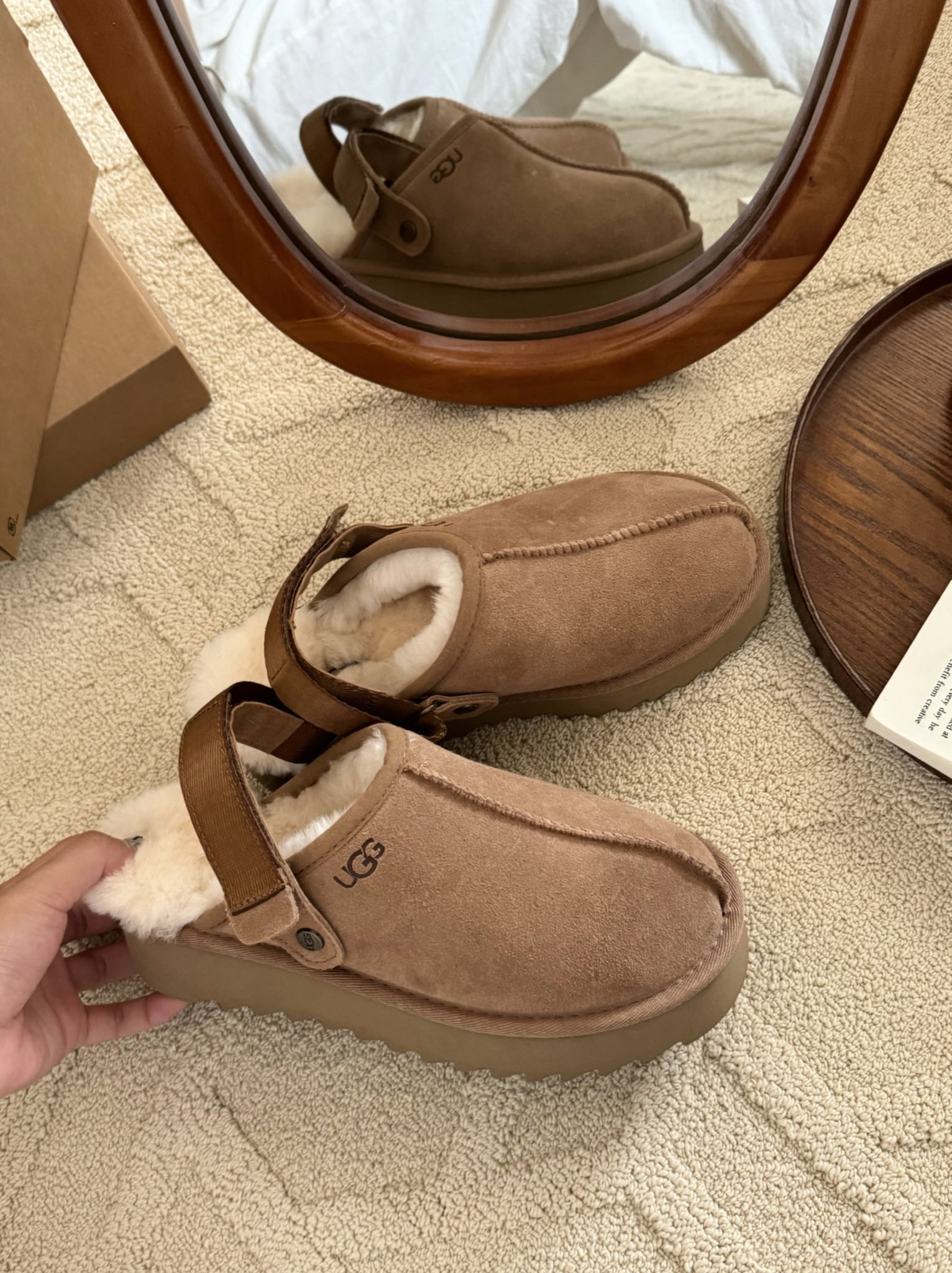 UGG 53.99$    10406-T gallery