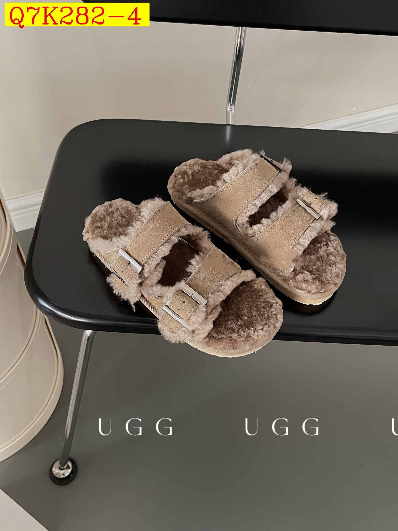 UGG 53.99$  code 523-10487-T gallery