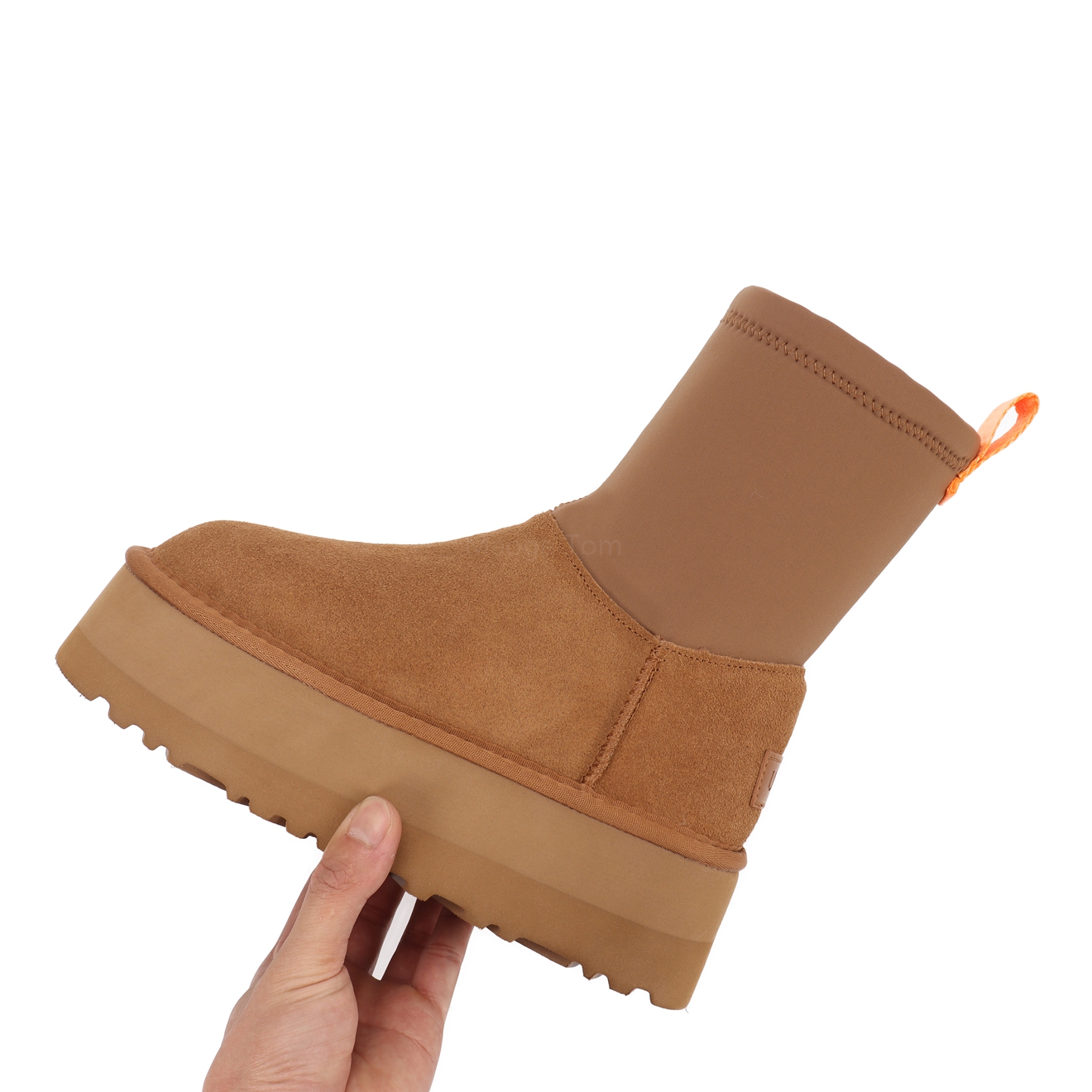 UGG 58.5$     CODE 279-7282-R gallery