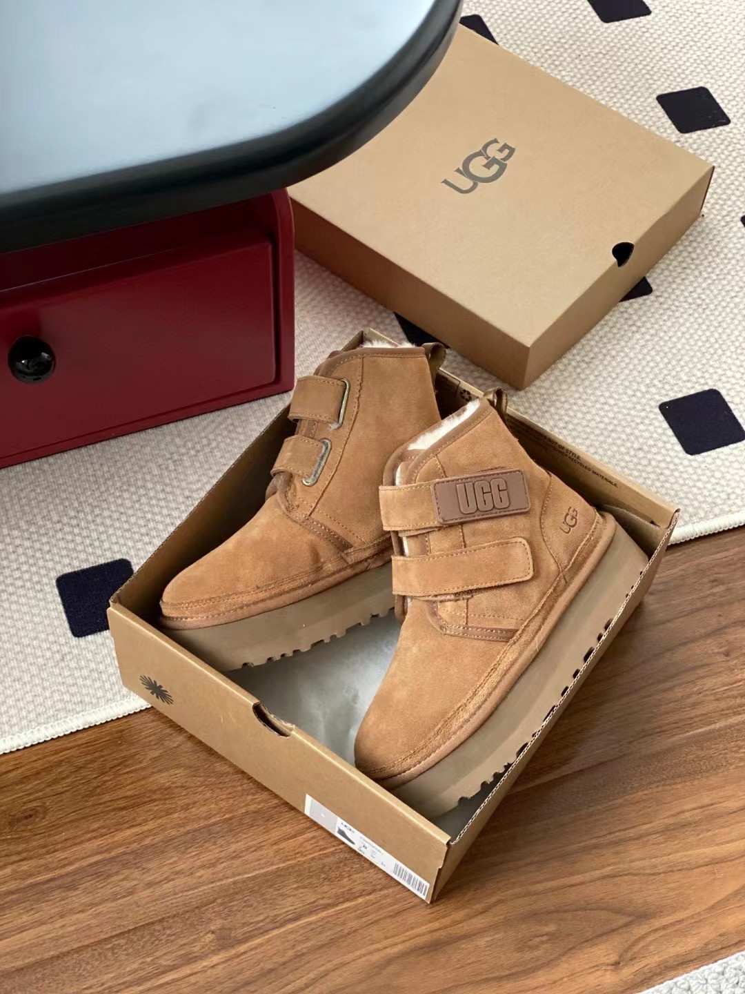 UGG 59.99$ CODE 279-6761-R gallery