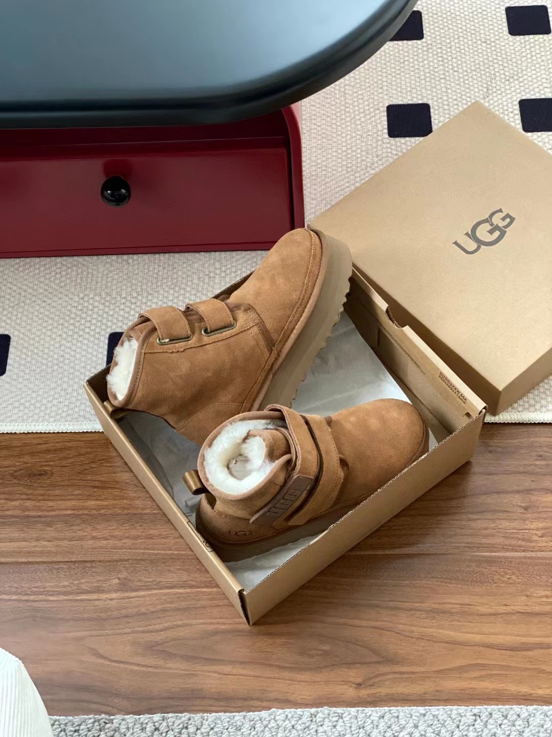 UGG 59.99$ CODE 279-6761-R gallery