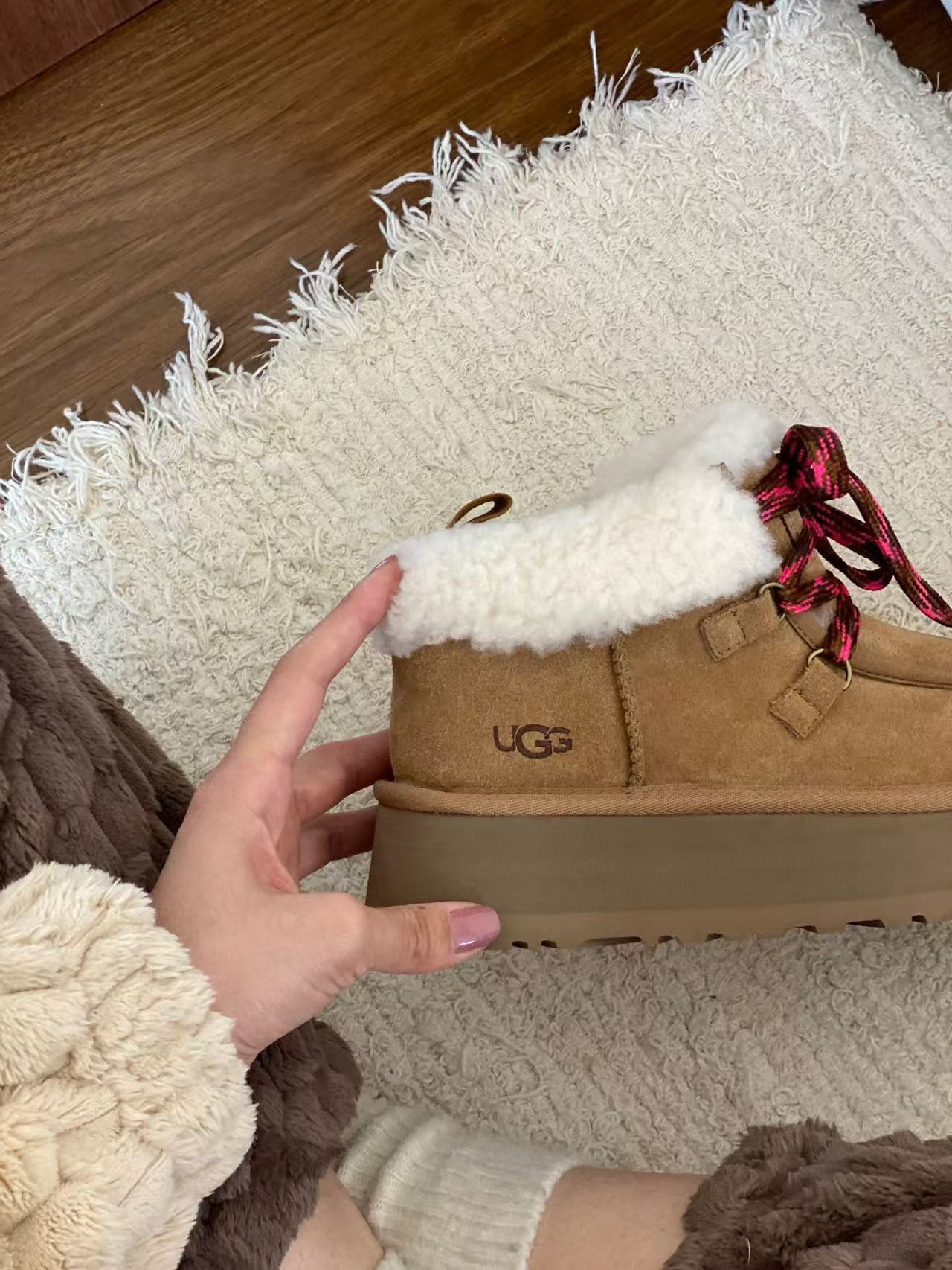 UGG 62.99$  code 523-10488-T gallery