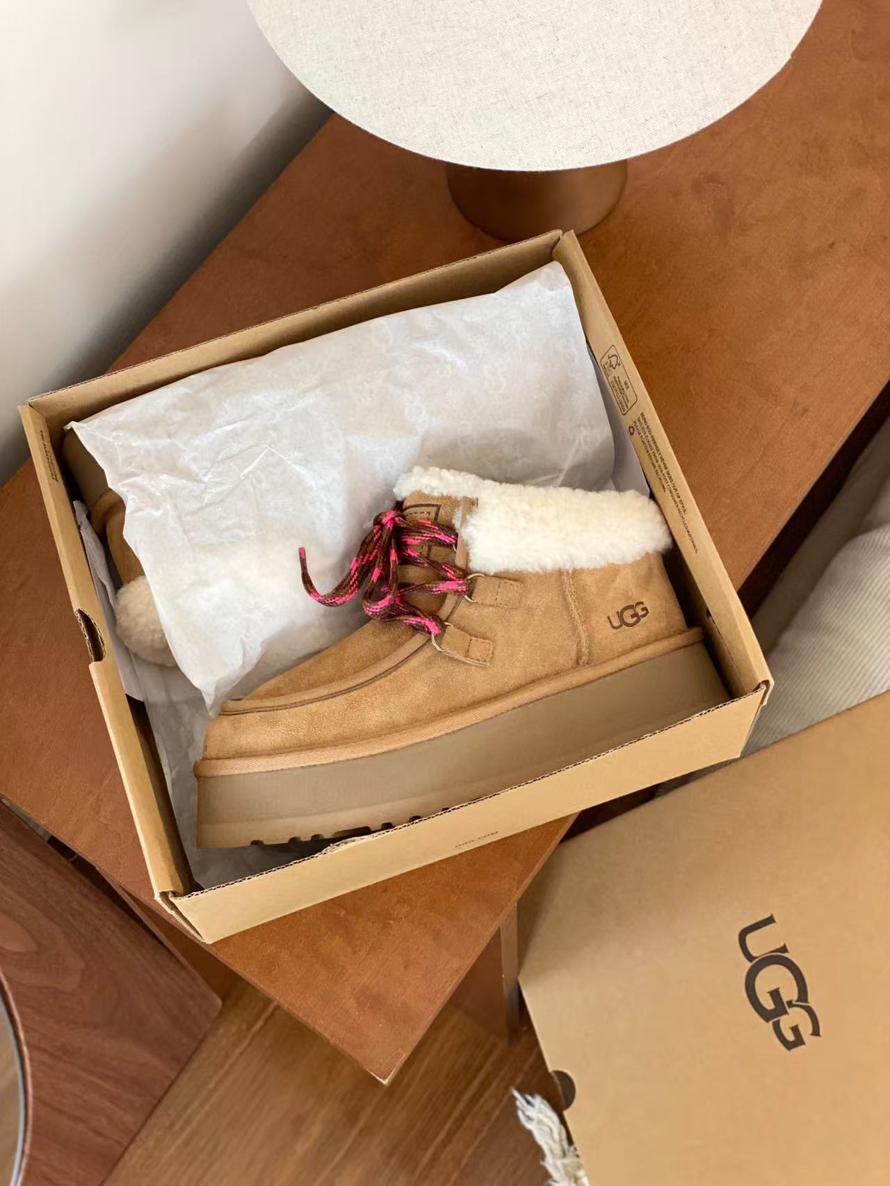 UGG 62.99$  code 523-10488-T gallery