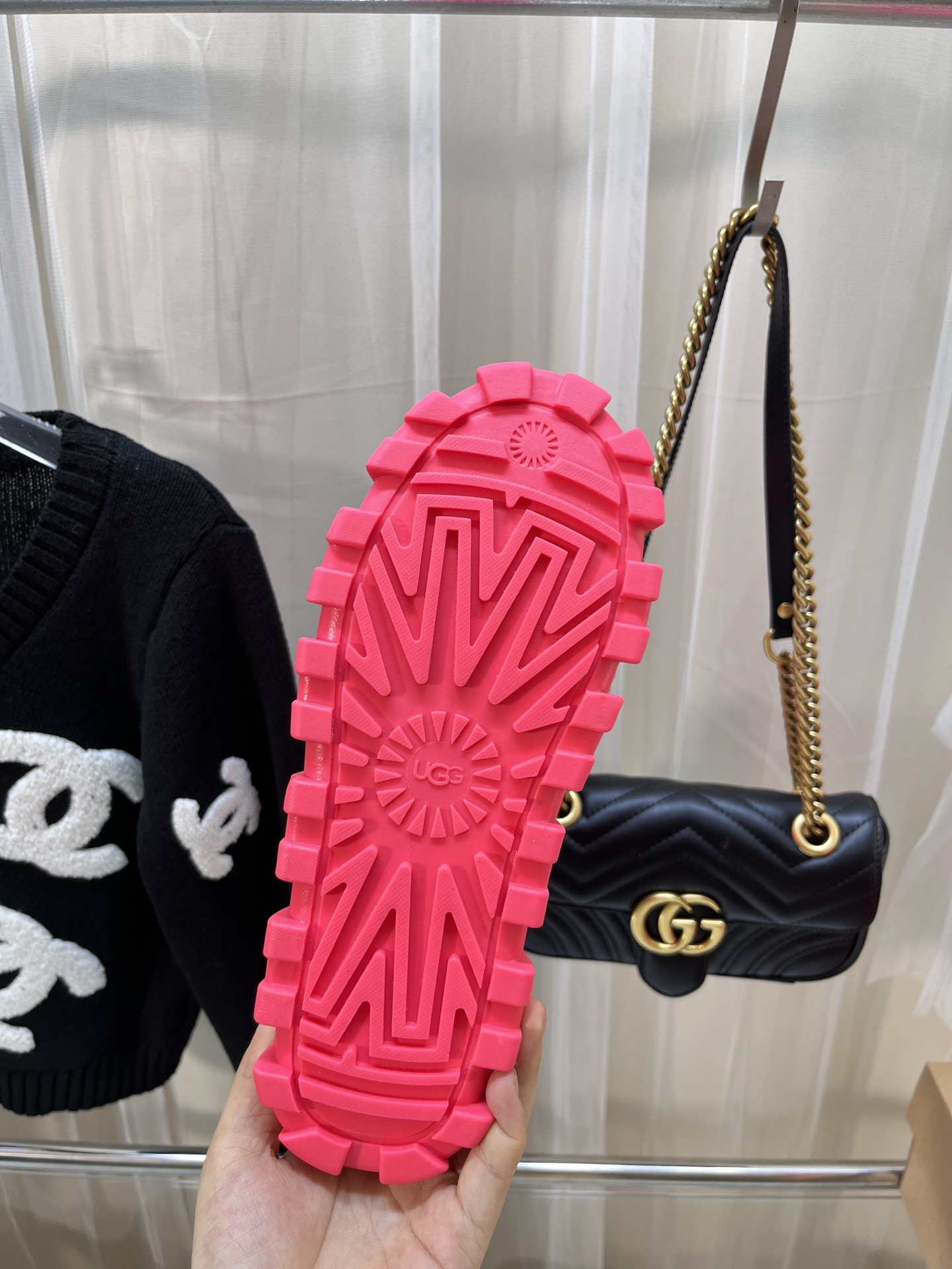 UGG 69.99$  code  506-6783-R gallery