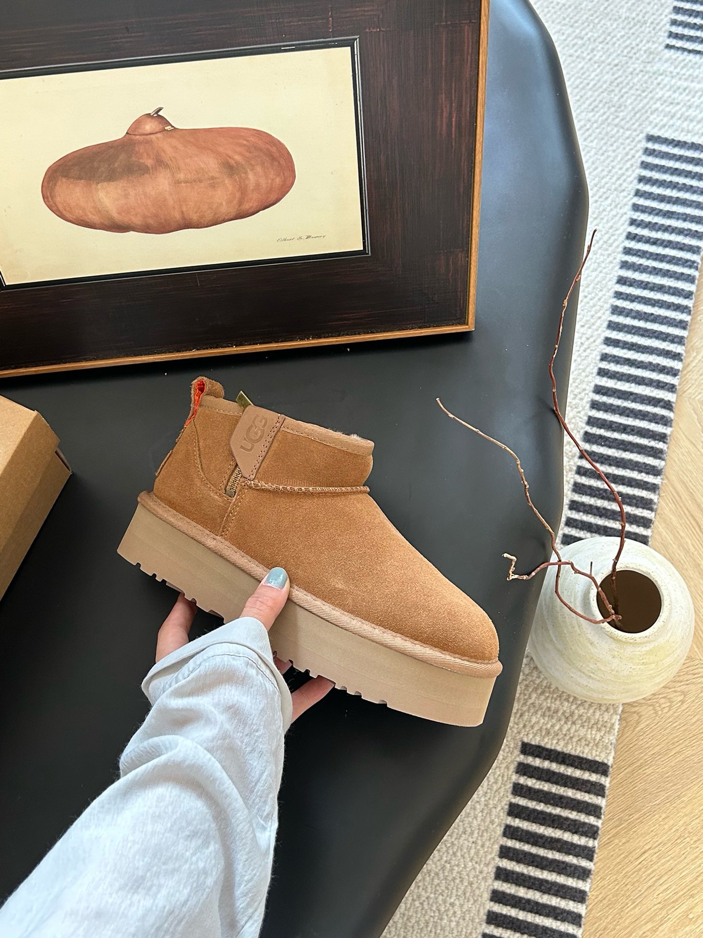 UGG 78$   279- 10358-T gallery