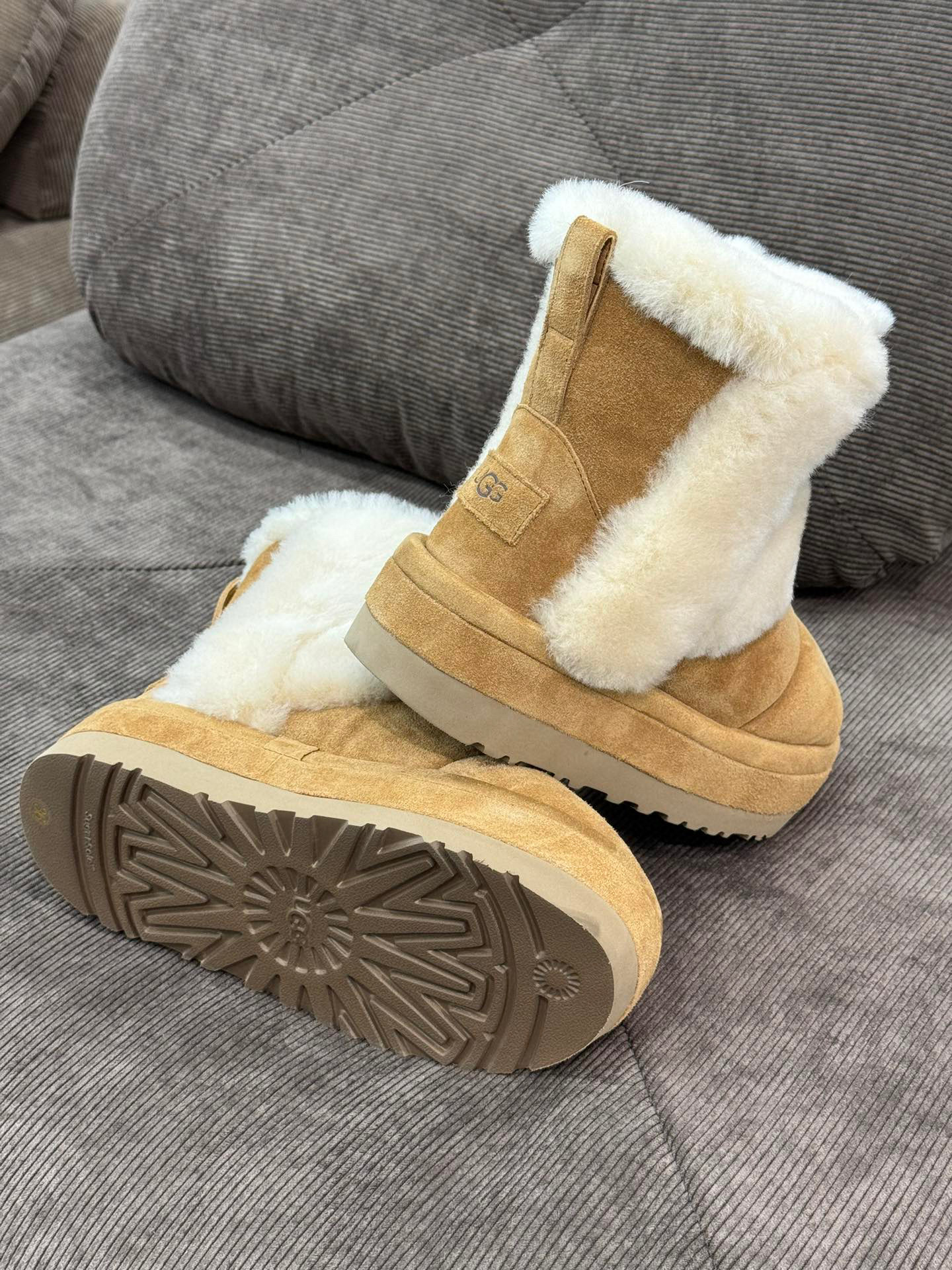 UGG 79.99$  code  523-6854-R gallery