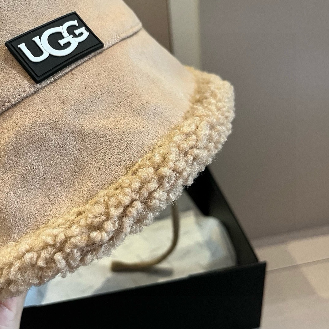 UGG $33 gallery