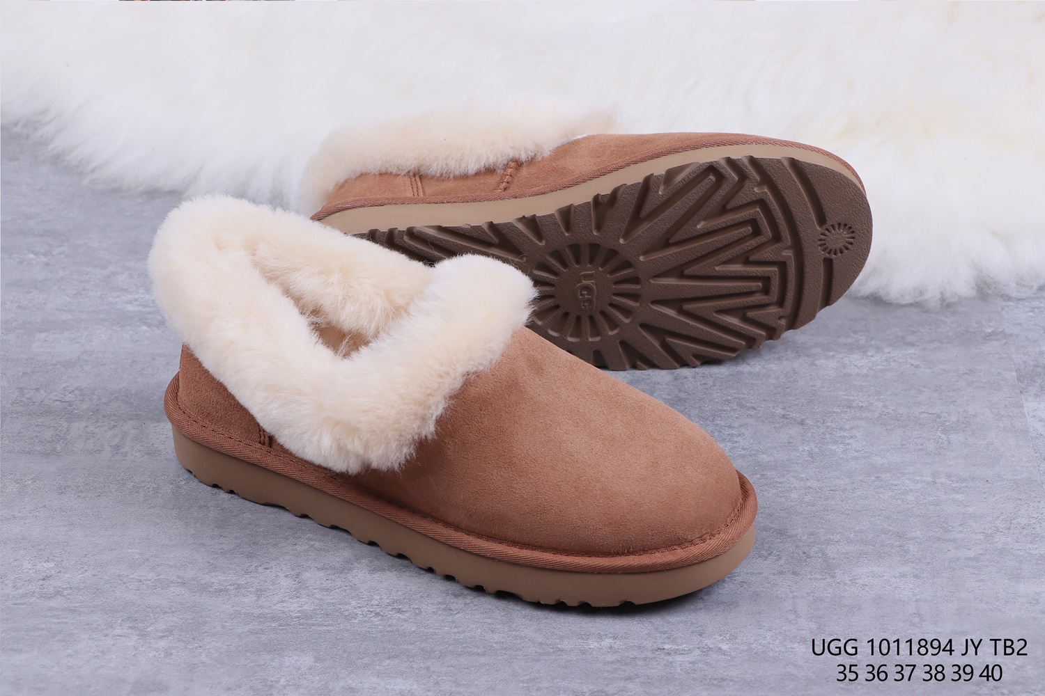 UGG  39.21  CODE 279-2423-R gallery