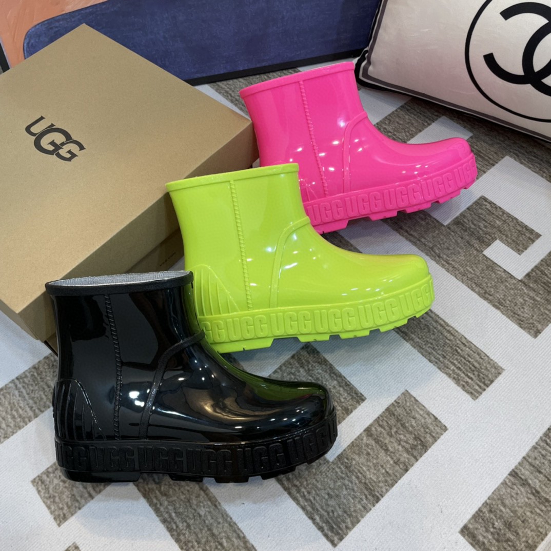 UGG rain boots  $56     10041-T gallery