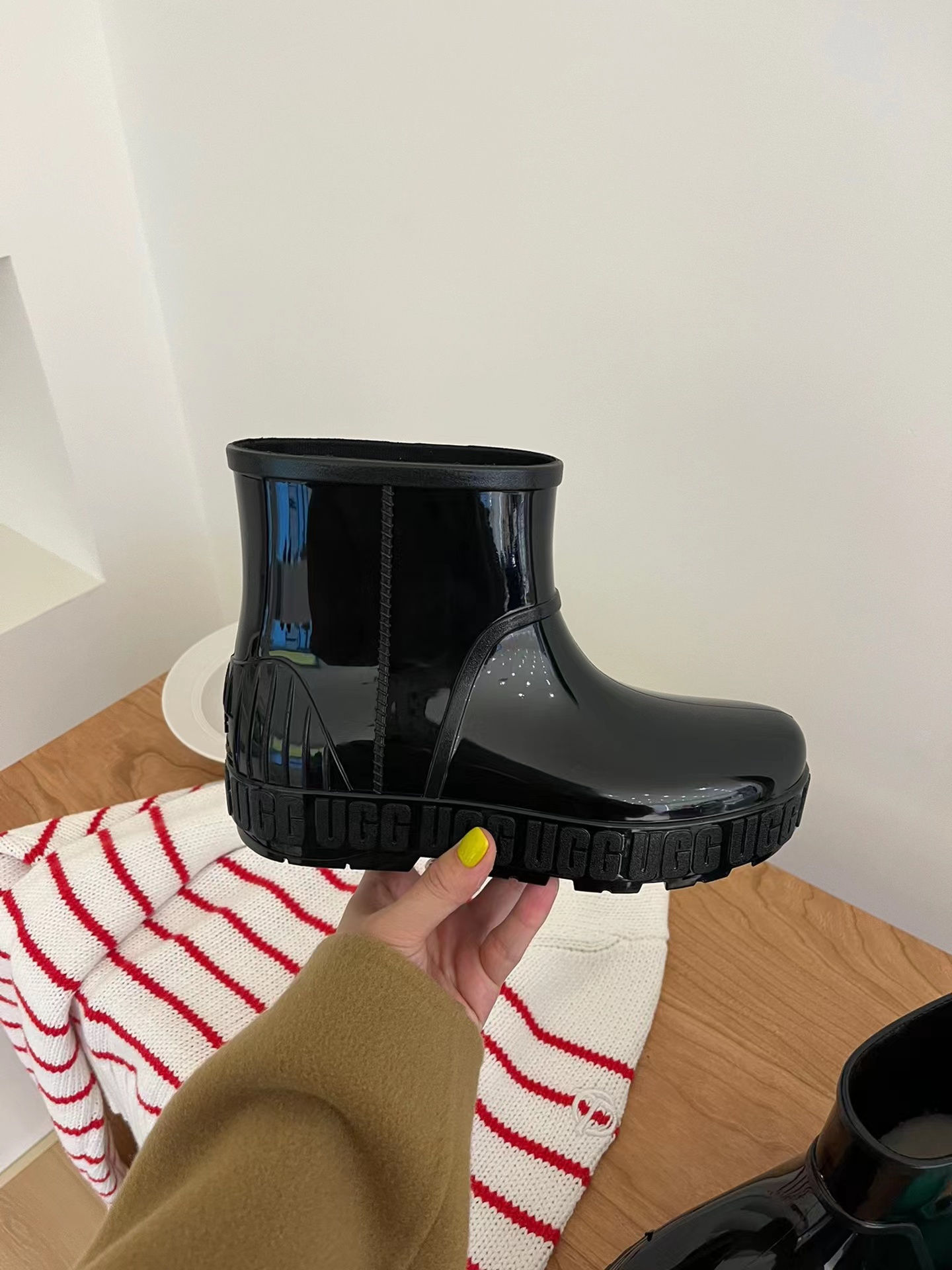 UGG rain boots  $56     10041-T gallery