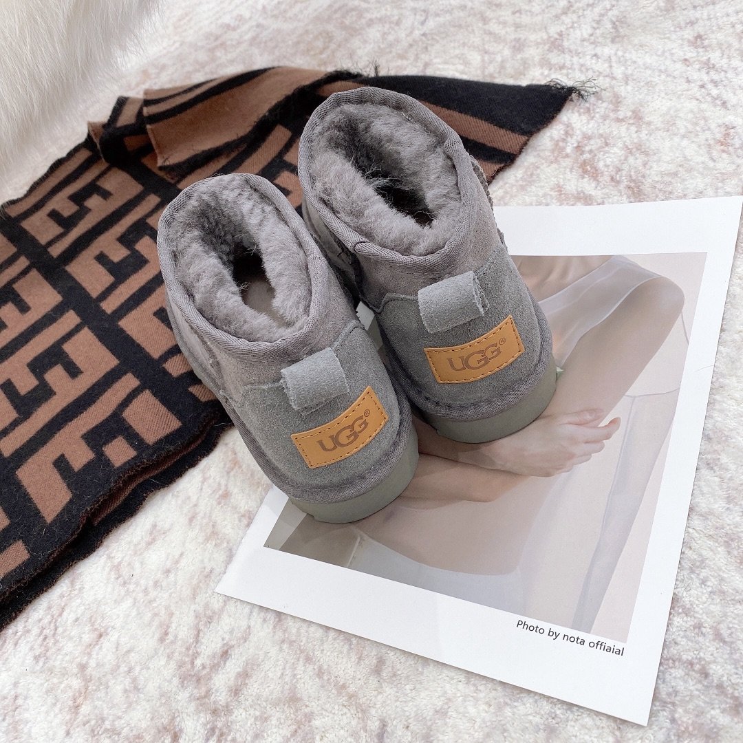 V1646-356.6💴49.51$UGG gallery