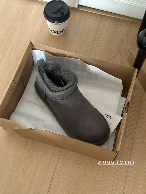 V1791-275💴38$UGG gallery