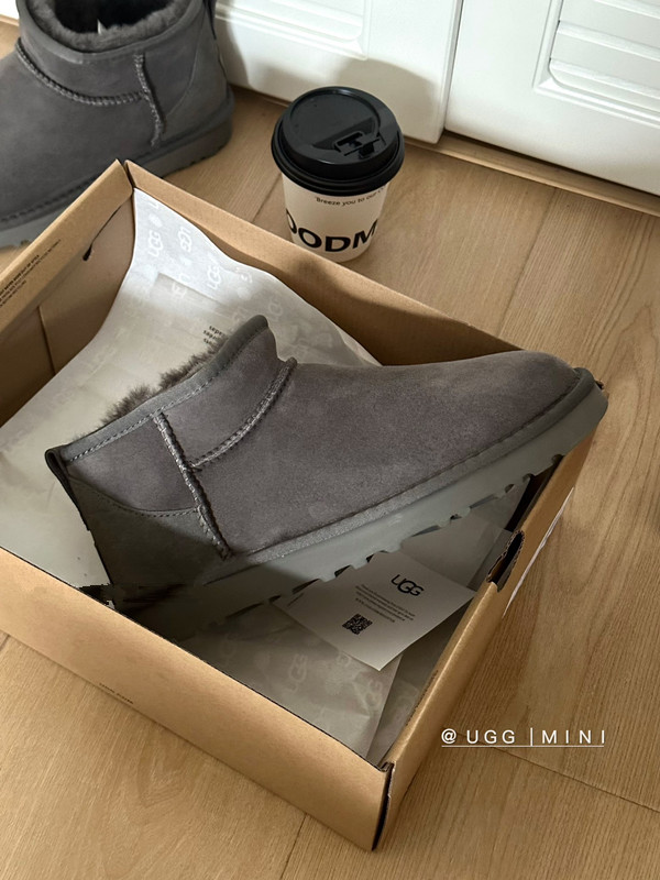 V1791-275💴38$UGG gallery