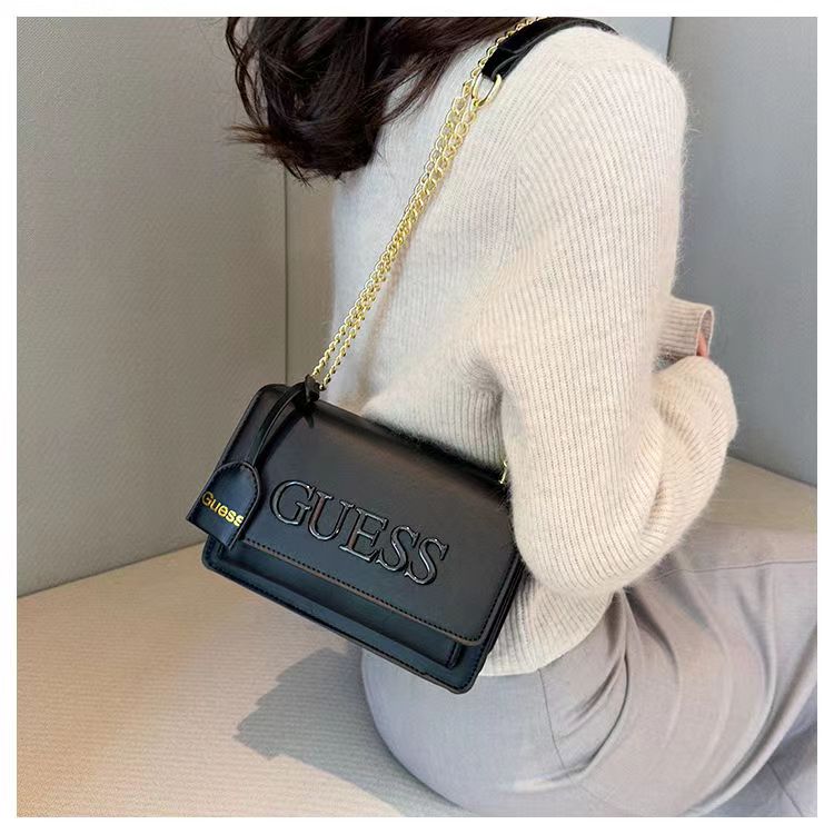 V1903-189.8💴25.99$ GUESS gallery