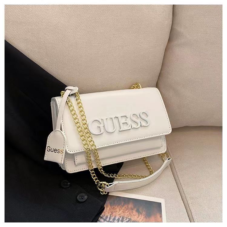 V1903-189.8💴25.99$ GUESS gallery