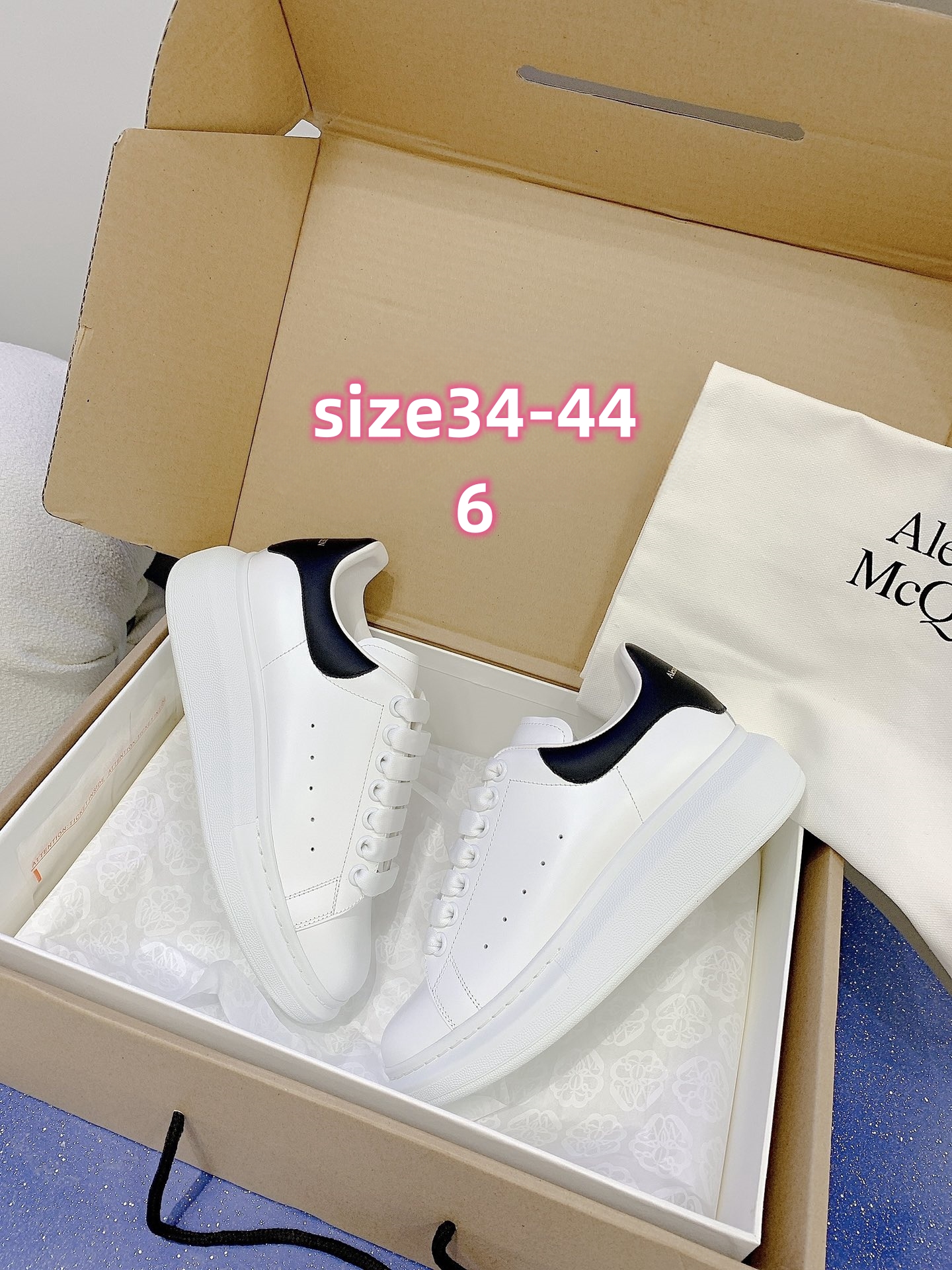 V2309-308.8💴42.88$Alexander Mcqueen gallery