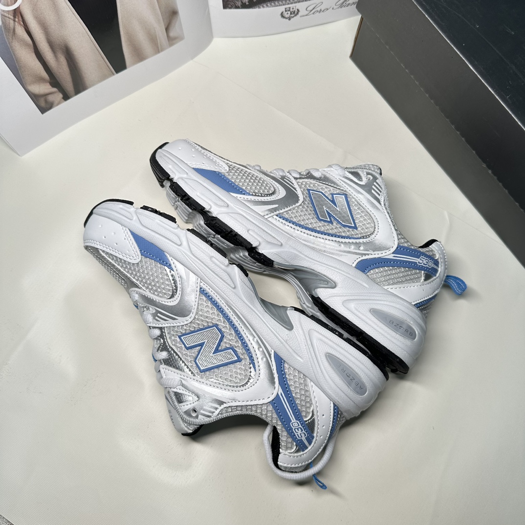 V2467-215.1💴29.88$NB gallery