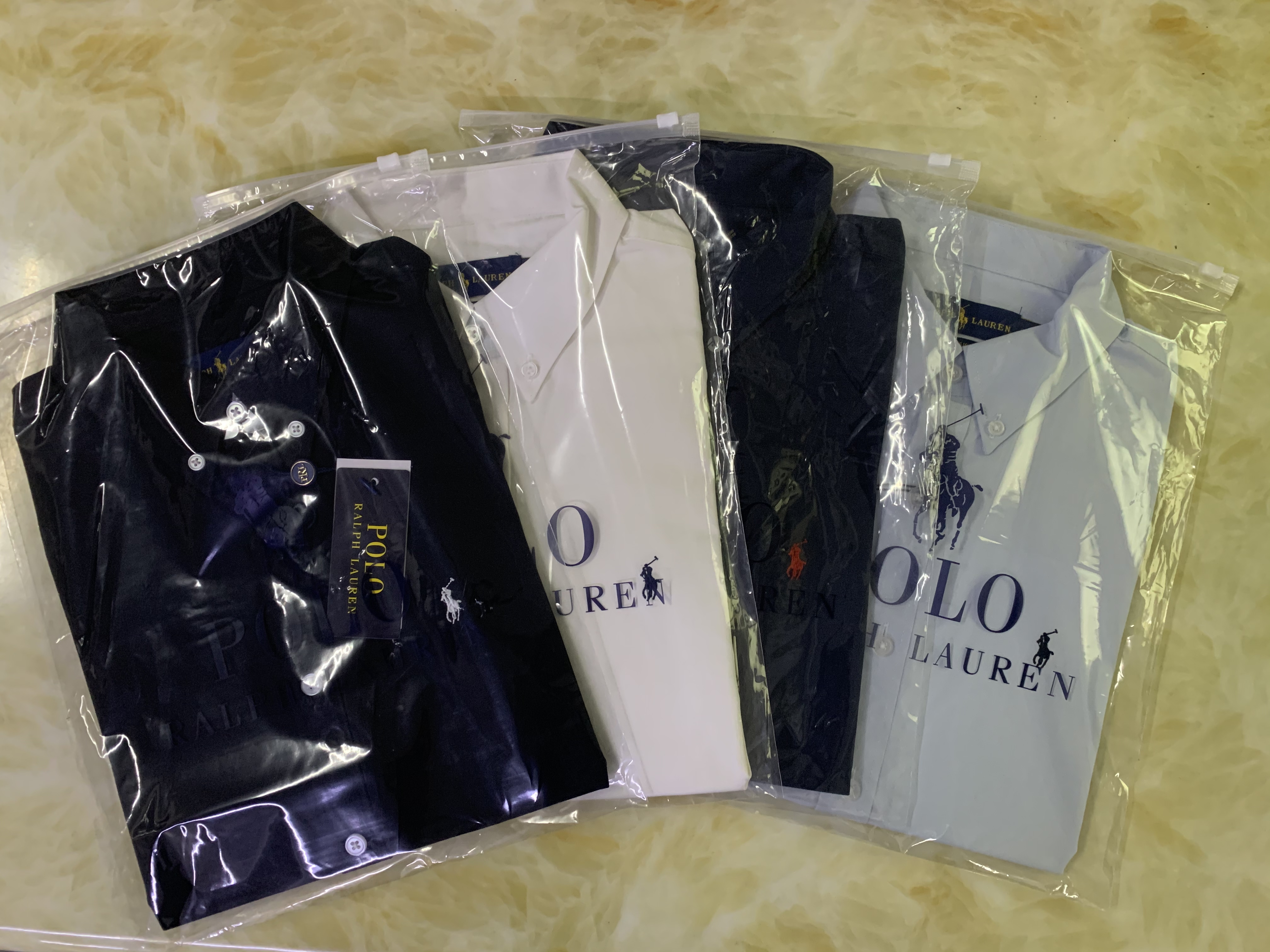 V2499-207.9💴28.88$POLO gallery