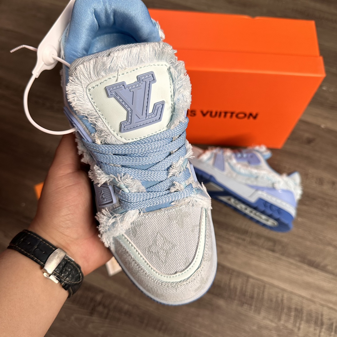 V2513-309.5💴42.99$LV gallery