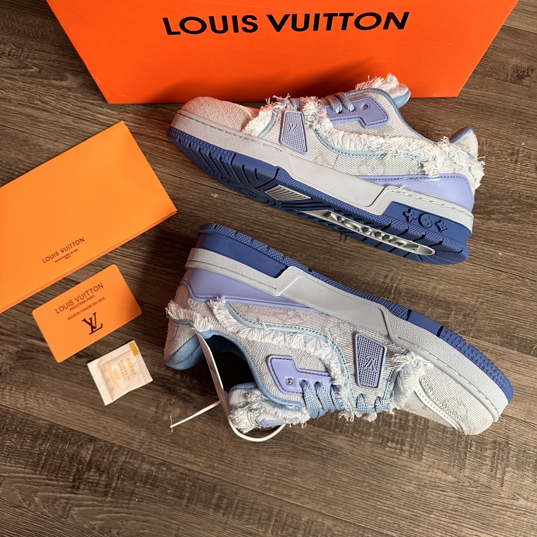 V2513-309.5💴42.99$LV gallery