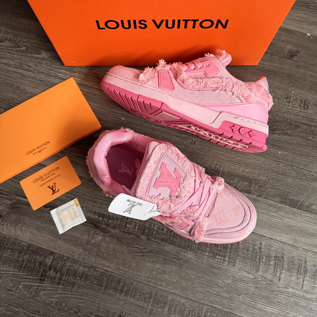 V2513-309.5💴42.99$LV gallery