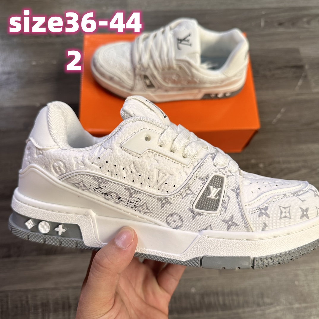 V2560-271.15💴37.66$LV gallery