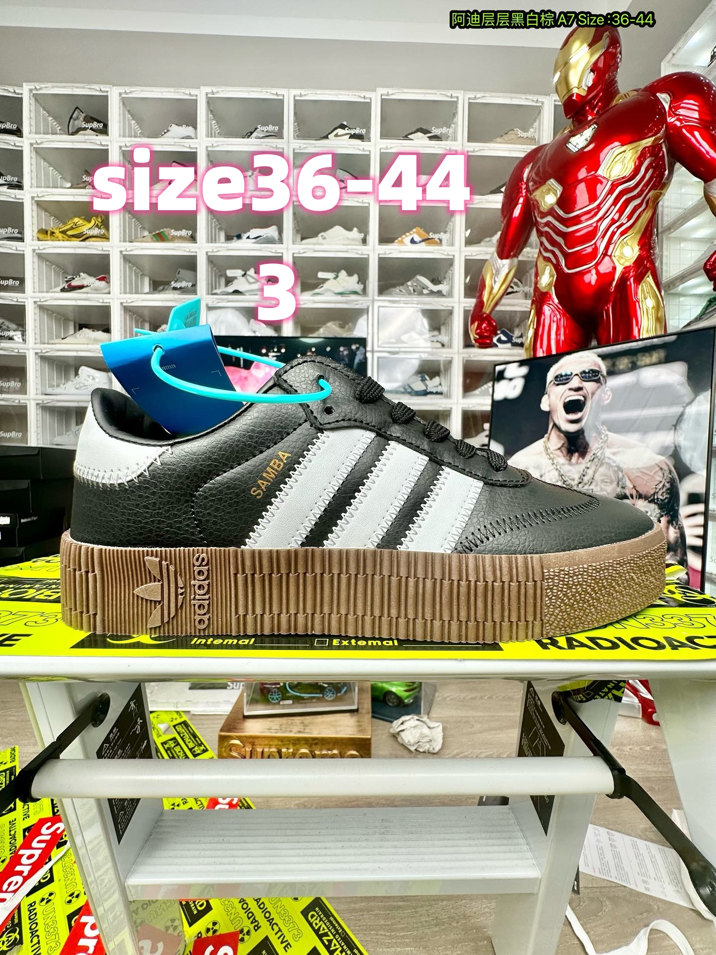 V2674-215.9💴29.99$adidas gallery