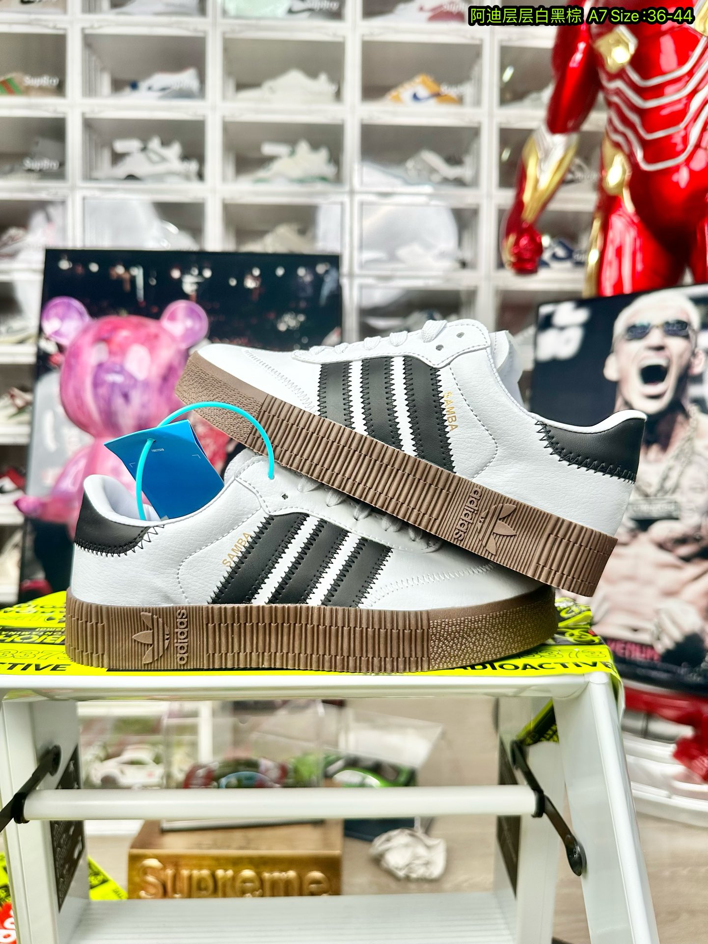 V2674-215.9💴29.99$adidas gallery