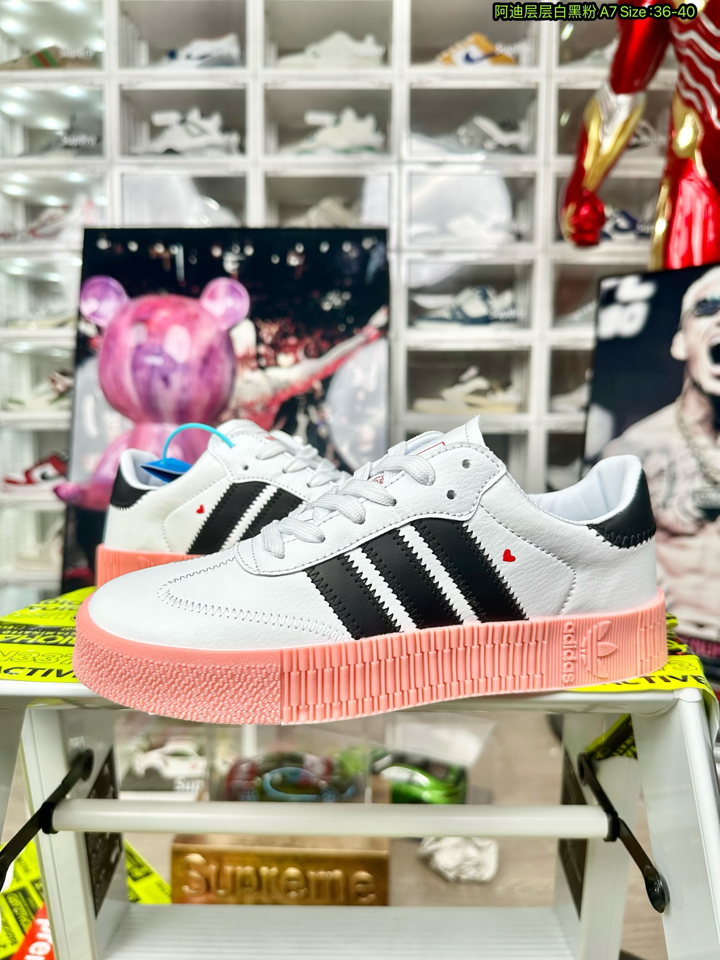 V2674-215.9💴29.99$adidas gallery