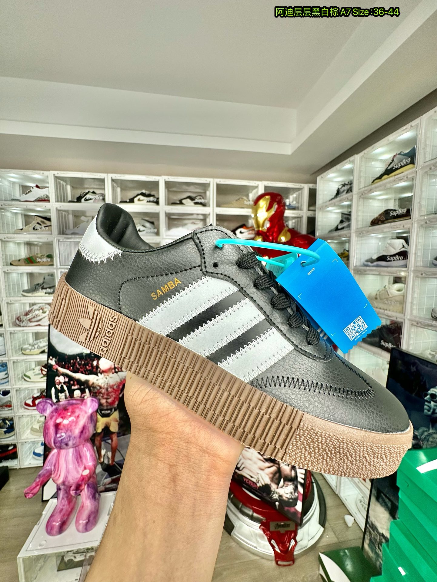 V2674-215.9💴29.99$adidas gallery