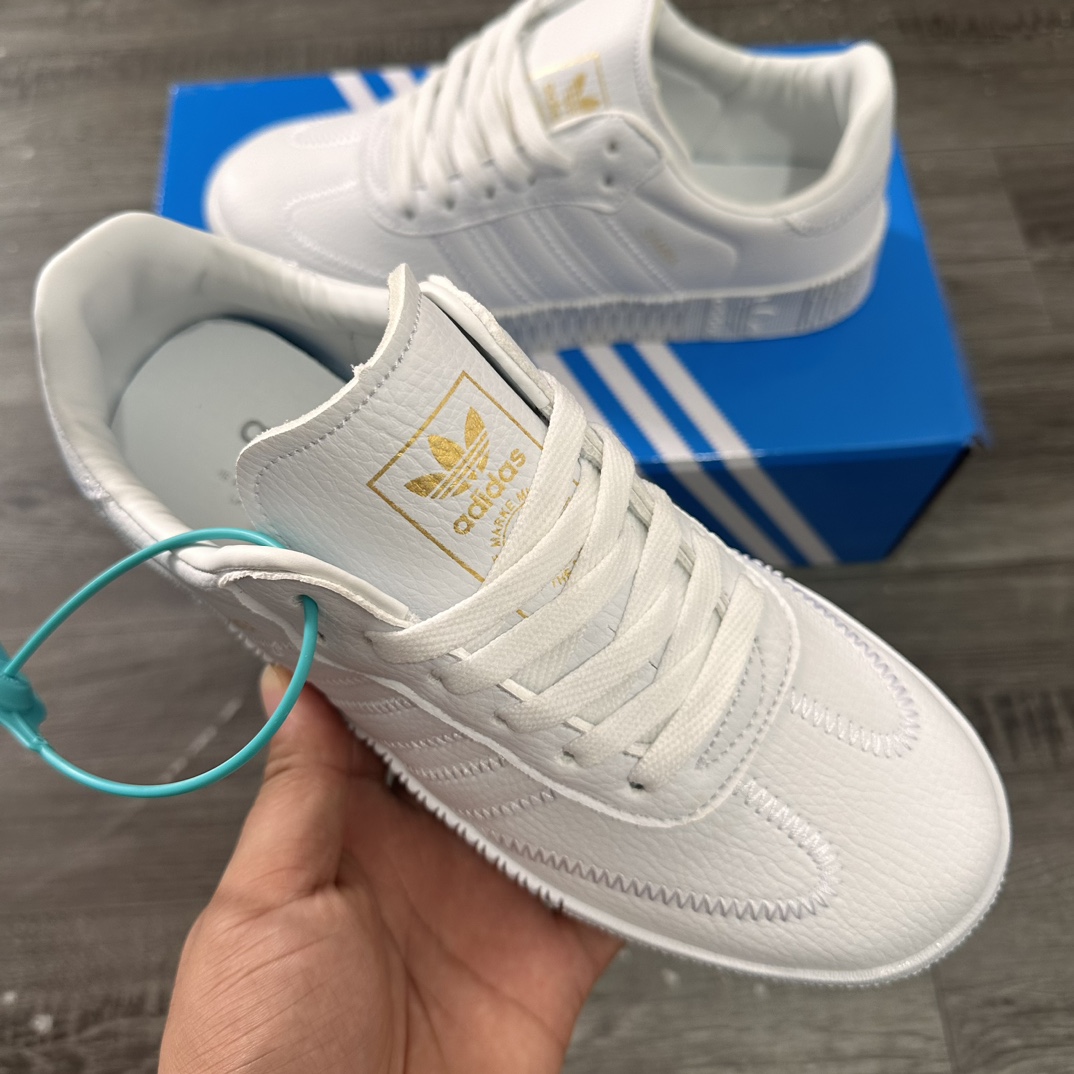 V2693-235.1💴32.66$adidas gallery