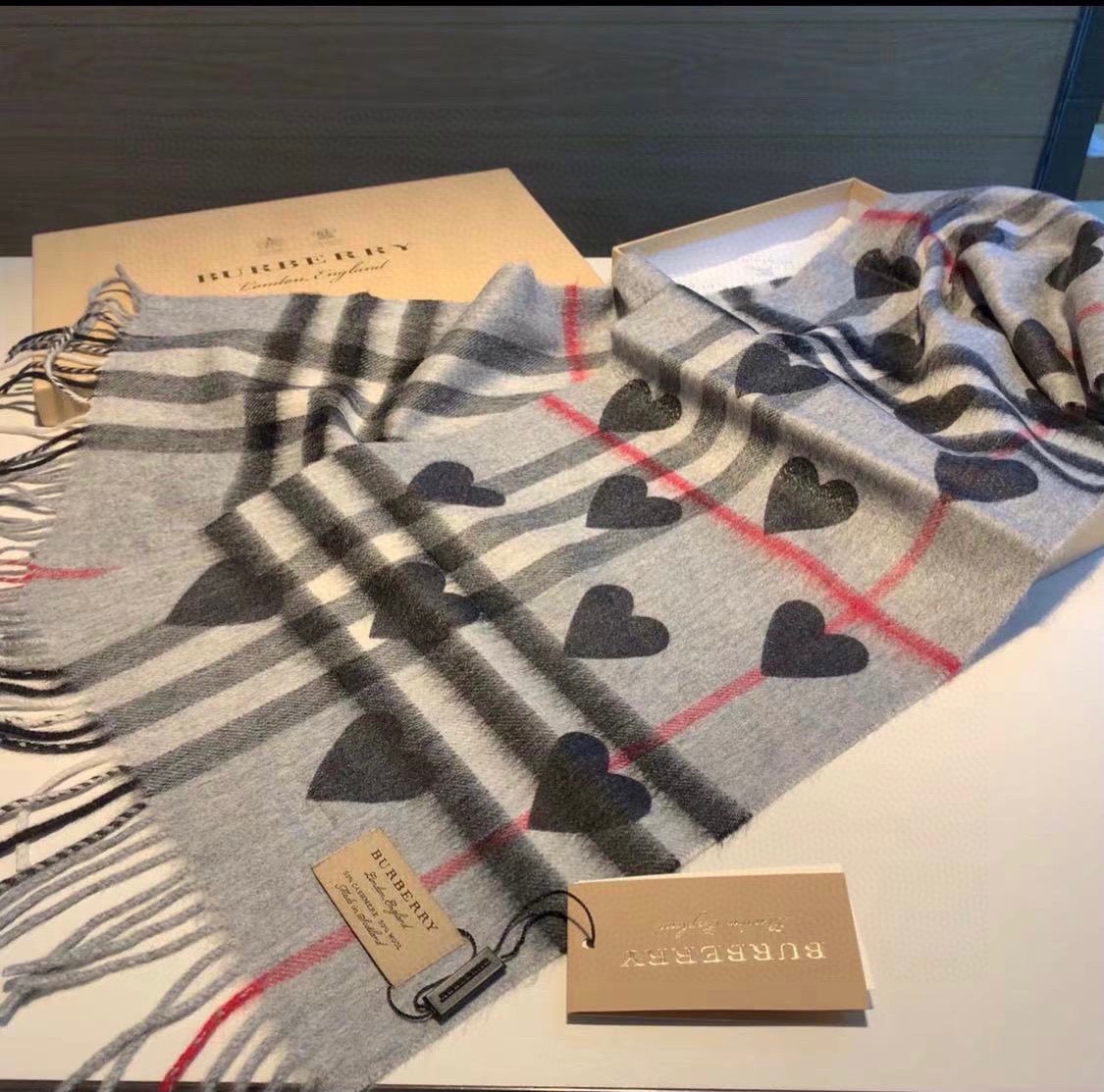 V2852-166💴24$BURBERRY gallery