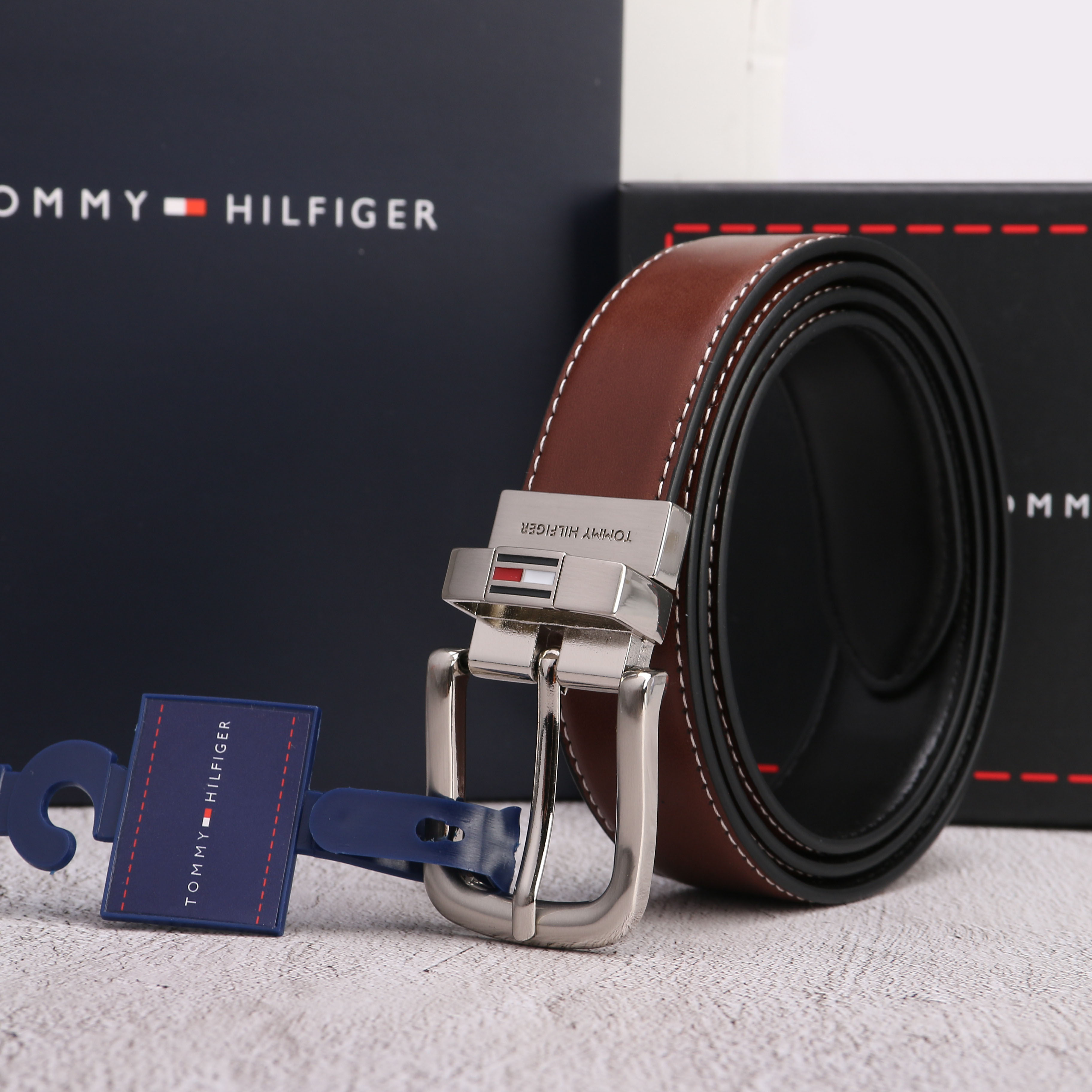 VAIDEO  TOMMY HILFIGER F80 gallery