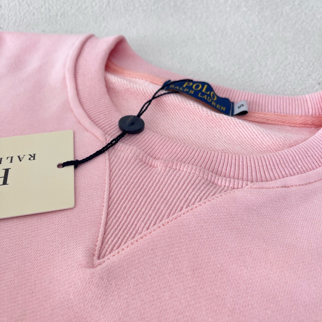 VE047-VE048，Polo sweater 226.99 gallery