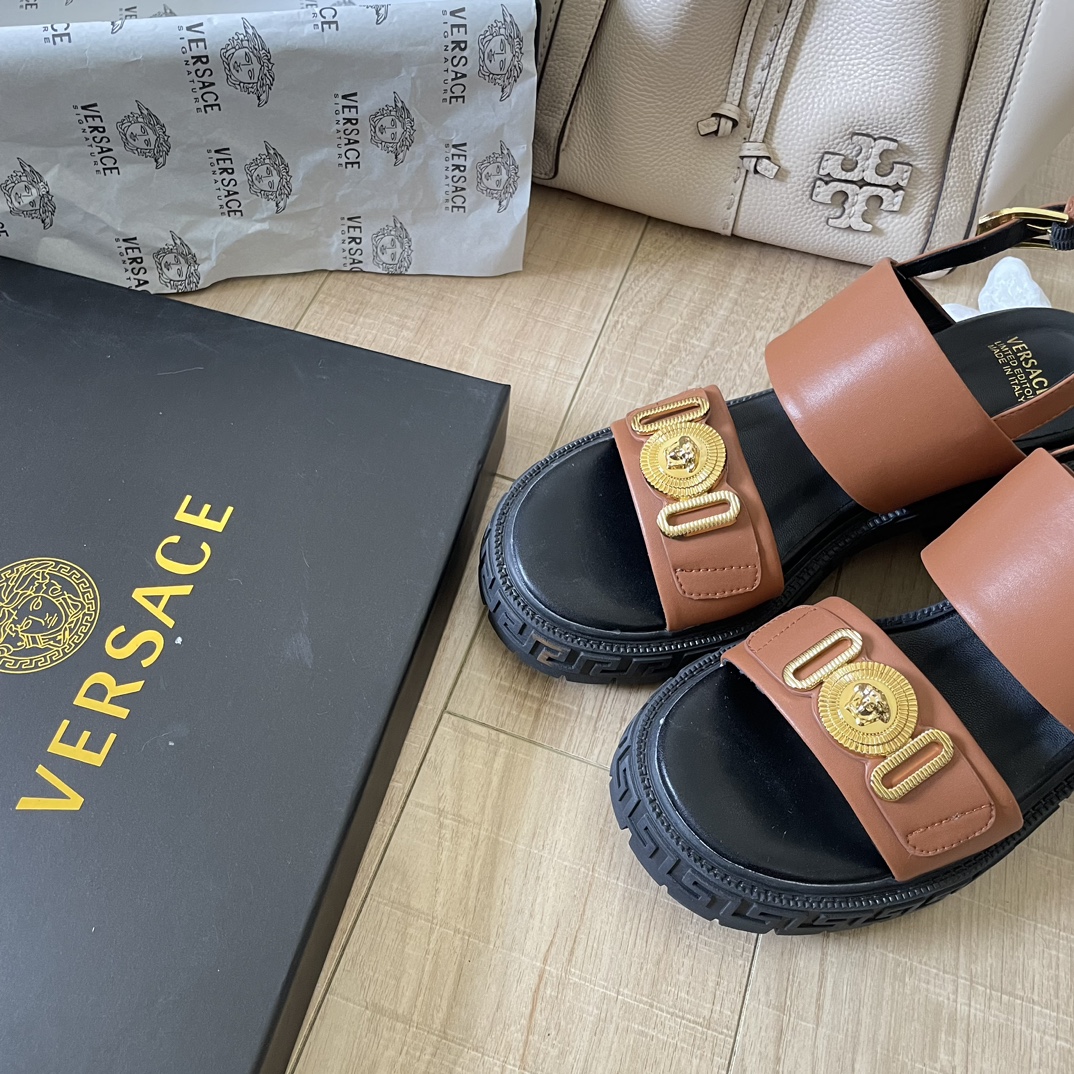 VERSACE 49.99$ code 449-6574-R gallery