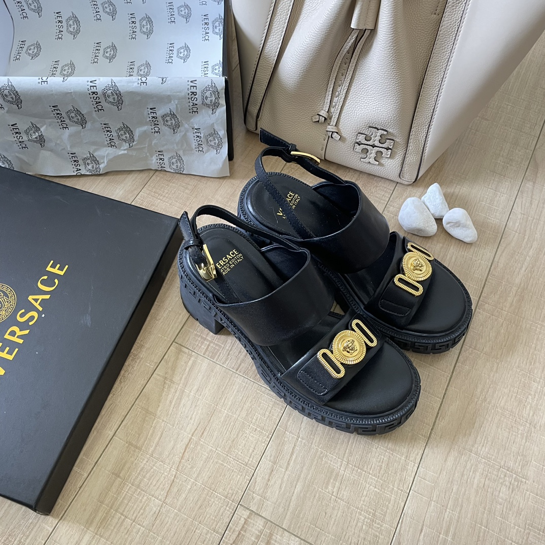 VERSACE 49.99$ code 449-6574-R gallery